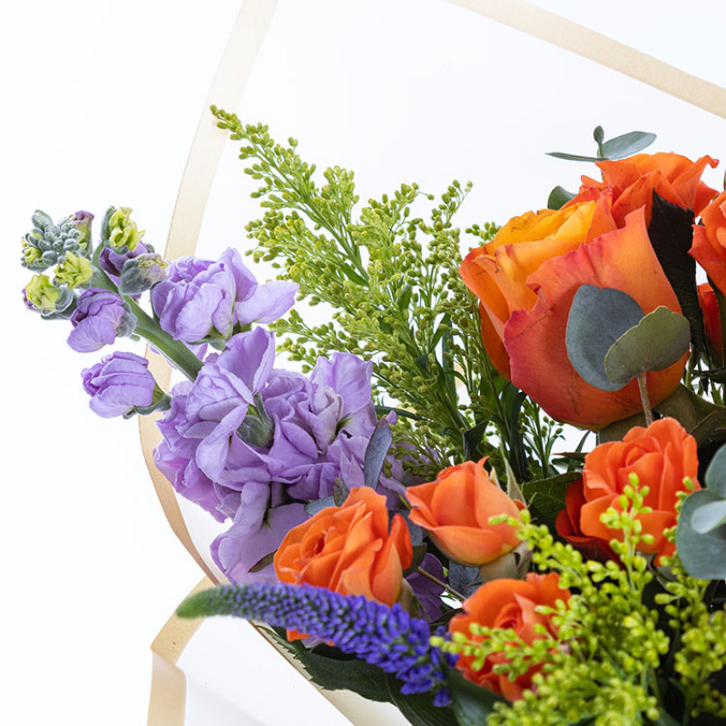 Renkli Şebboy ve Gül Buketi