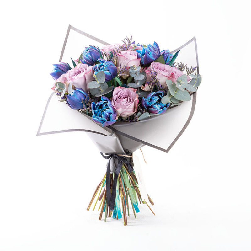 Mavi-Mor Galaxy Tulipa ve Lila Memory Lane Gül Tasarım Buketi